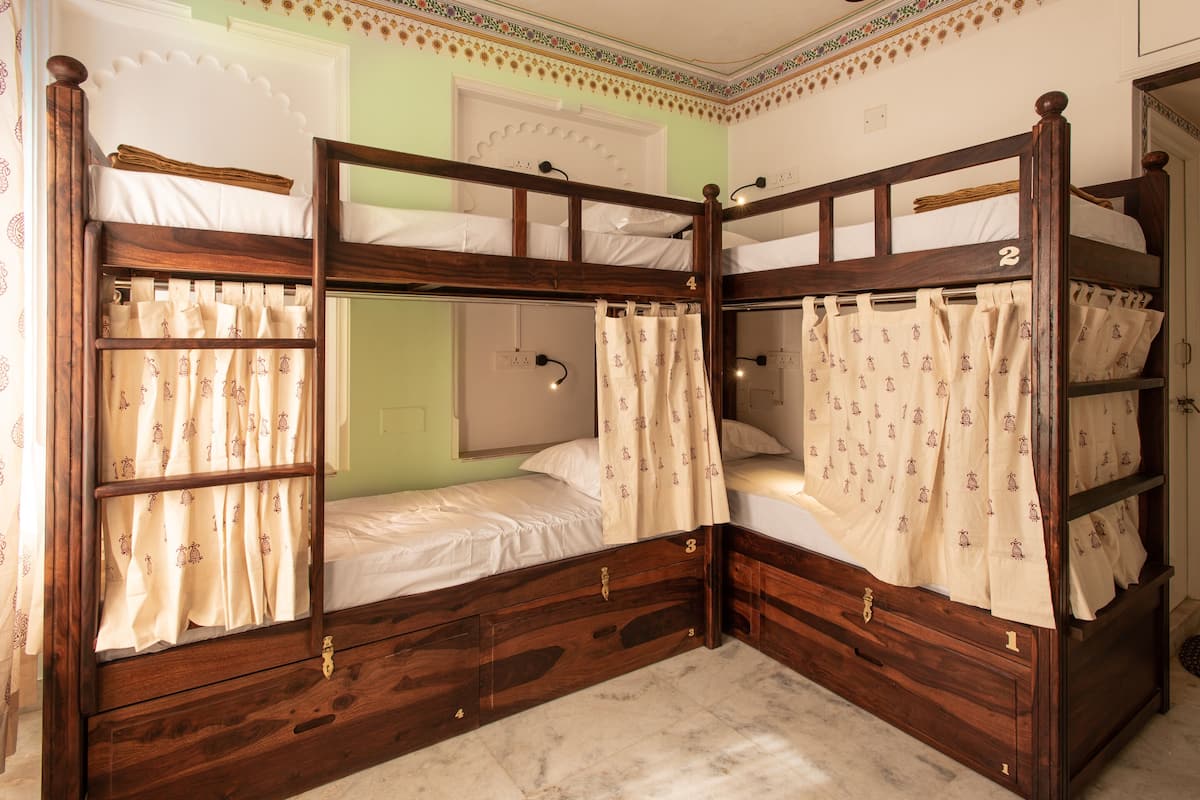 4 Bed Mixed Dormitory