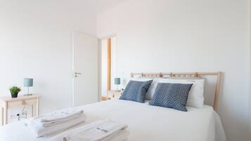 1 chambre, fer et planche Ă  repasser, Wi-Fi gratuit, draps fournis