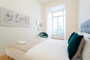 1 chambre, fer et planche à repasser, accès au Wi-Fi (inclus)