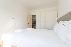 2 chambres, fer et planche à repasser, accès au Wi-Fi (inclus)