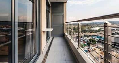 Menlyn Maine Residence Unit 1419