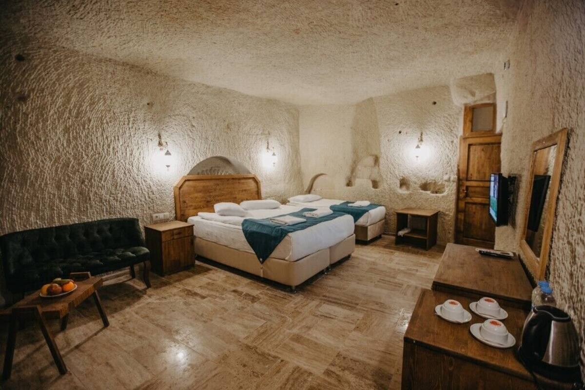 Habitación triple familiar | Wifi gratis y ropa de cama