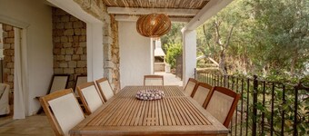 VILLA GELSOMINO, 500 meters from the sea with garden, private pool, and sea view