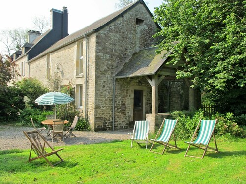 Magnifique maison de vacances pour 4 personnes avec WIFI, TV, terrasse et animaux admis