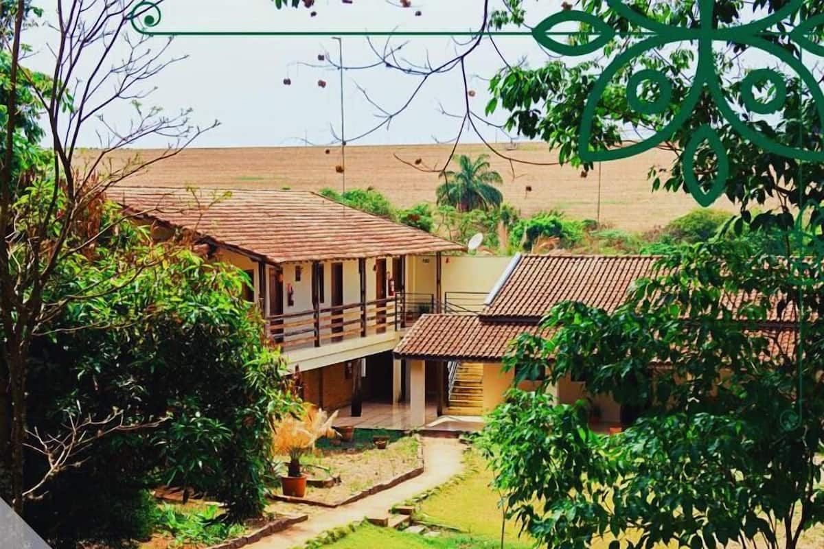 Comfort Single Room | WiFi (free), individually furnished, bed sheets