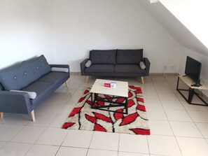 TV - T3 (130m²) Hypercentre St-Denis, sea and mountain views (Saint-Denis)