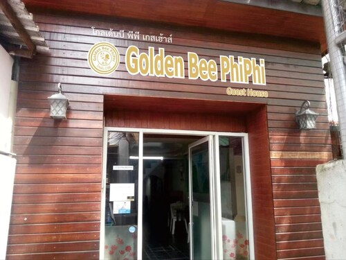 Golden Bee PhiPhi Hostel