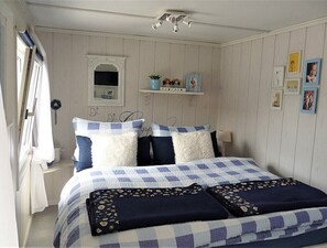 2 bedrooms, free WiFi