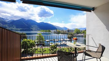 Double Room With Lake View - Top Floor