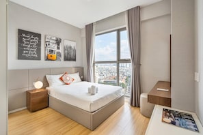 Luxury Apartment, 3 Bedrooms | Memory foam beds, in-room safe, desk, blackout drapes