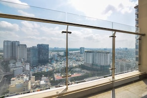 Balcony view - Thai Anh House - Masteri Millenium (Ho Chi Minh City)