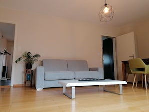 Maison (incl. cleaning fee 70 CHF) | Coin séjour