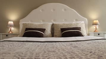 Deluxe Room | Premium bedding, down duvets, memory-foam beds, individually decorated
