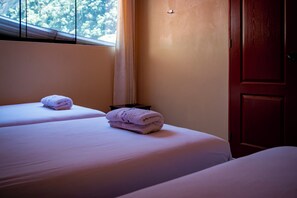 Basic Triple Room, 3 Single Beds | Free WiFi, bed sheets - Don Feli House (Machu Picchu)
