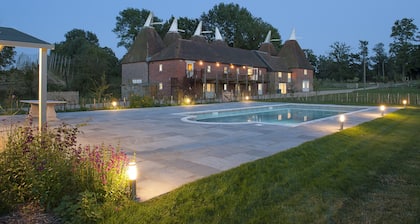 Celebration House for large groups by Bloom Stays with private swimming pool - sleeps 32