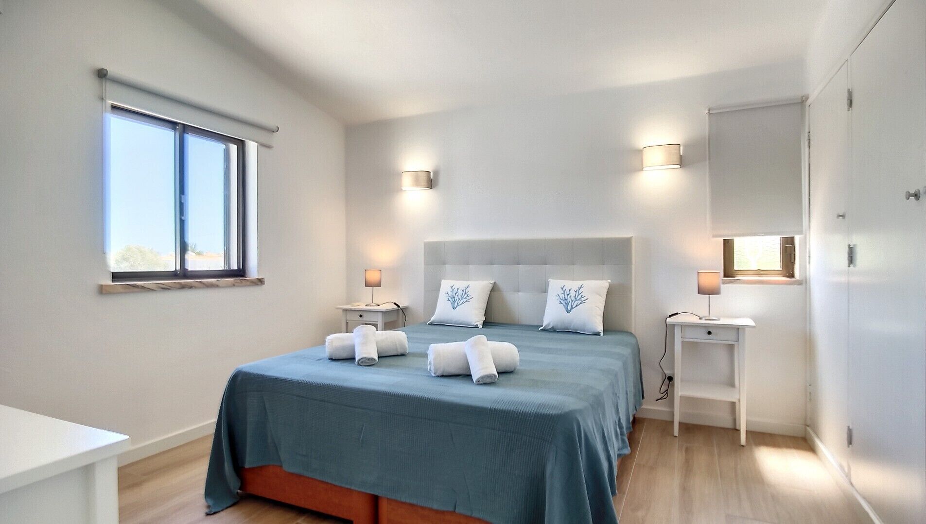 4 Schlafzimmer, Bügeleisen/Bügelbrett, kostenloses WLAN, Bettwäsche