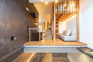 Interior - Apartment "Innerbachlerhof Laugen" with Wi-Fi, Air Conditioning, Garden & Pool (Postal)