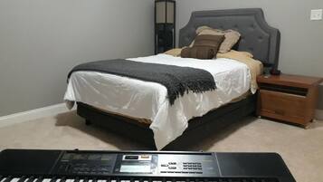 5 bedrooms, in-room safe, iron/ironing board, WiFi