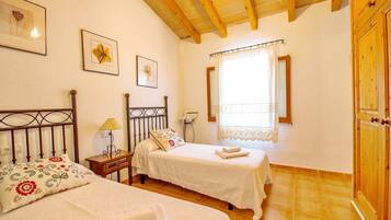 2 chambres, Wi-Fi gratuit, draps fournis