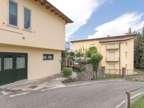 Exterior - Bright with garden - Apartment San Zeno di Montagna (San Zeno di Montagna)