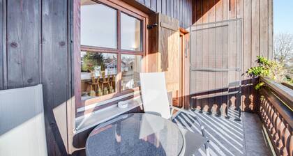 Cosy Holiday Apartment "Alpenblick" with Balcony, Terrace & Wi-Fi; Parking Available
