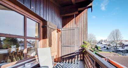 GemĂŒtliche Ferienwohnung Alpenblick mit Balkon, Terrasse und WLAN; ParkplĂ€tze vorhanden