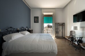 Soundproofing, cots/infant beds, free WiFi