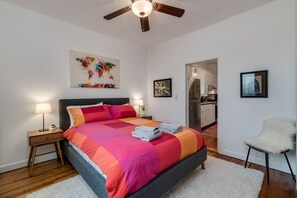 2 Schlafzimmer, Verdunkelungsvorhänge, Bügeleisen/Bügelbrett