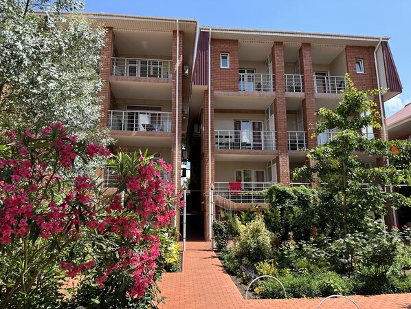 Comfort Double Room | Terrace/patio - Otdykh u Alexandra (Gelendzhik)