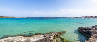With pool in a quiet location - Villa Ses Salines