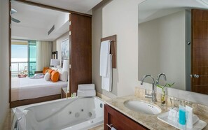 Shower, free toiletries, hair dryer, towels - Grand Maya by Dicasi PP (Puerto Peñasco)