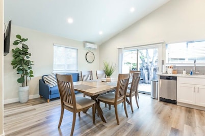 @ Marbella Lane -3BR Cozy Retreat 10-Min to Levi's