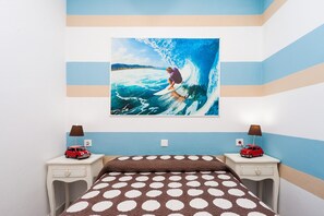 2 habitaciones, tabla de planchar con plancha y wifi gratis 