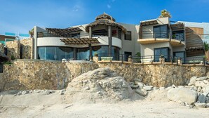 Unclassified image, 4 of 22, button - Casa Arrecifes (Cabo San Lucas)