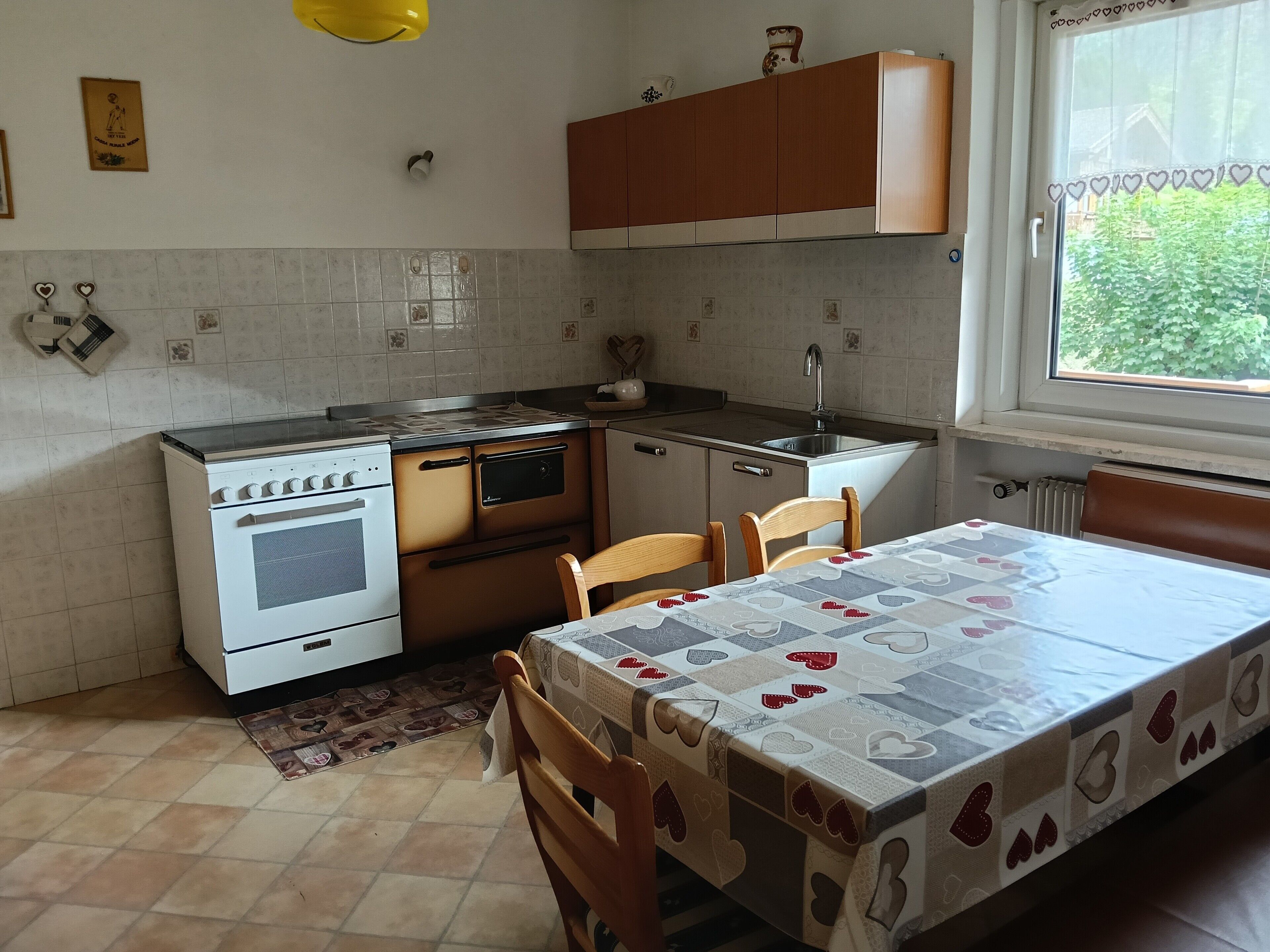 Kühlschrank, Ofen, Herdplatte, Geschirrspüler