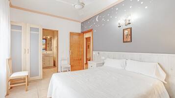 5 Schlafzimmer, kostenloses WLAN, Bettwäsche