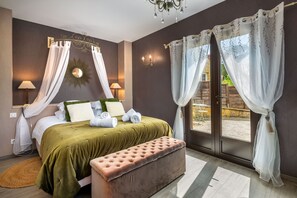 3 chambres, fer et planche à repasser, Wi-Fi gratuit