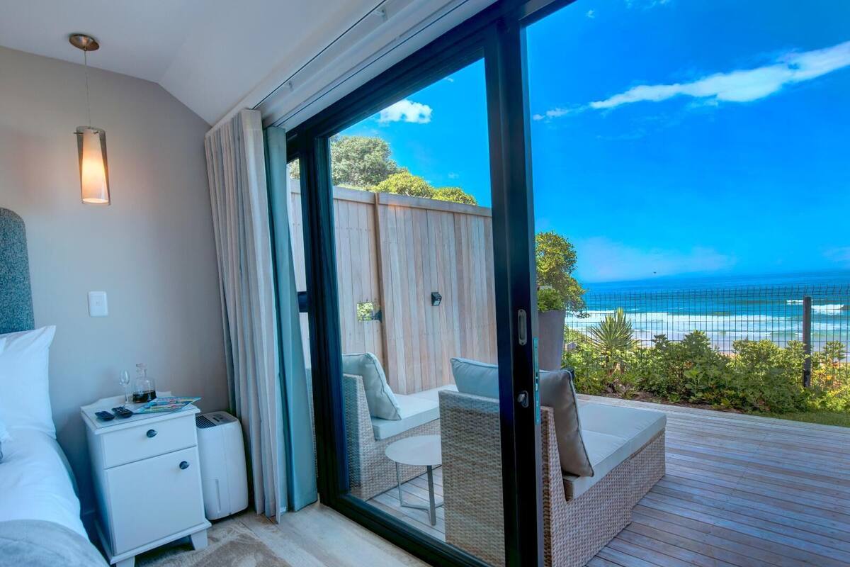 Basic Suite, 1 Bedroom | Desk, WiFi (free), bed sheets