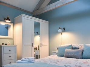 1 bedroom, free WiFi, bed sheets - 1 bedroom accommodation in Scruton, near Northallerton (Scruton, near Northallerton)