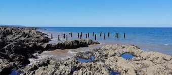 2-bedroom sea view property 1 min from the sea & SW Coast Path
