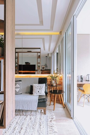 1 bedroom, iron/ironing board, WiFi, bed sheets - Studio in Praça Madá with sauna, swimming pool and gym. (Vila Madalena)