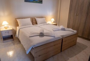 3 Schlafzimmer, Zimmersafe, Bügeleisen/Bügelbrett, WLAN