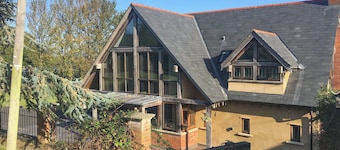 3 bedroom accommodation in Hope-under-Dinmore