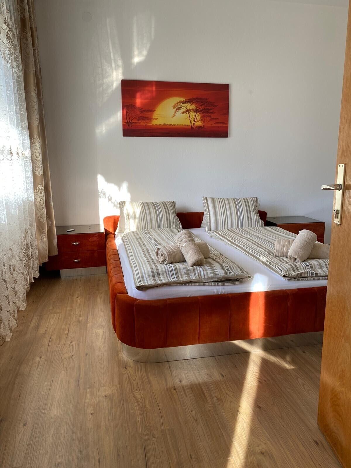 Deluxe-Doppelzimmer | Kostenlose Babybetten, Zustellbetten, kostenloses WLAN