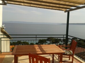 Terrace/patio - Apartments Lusi (Brela)