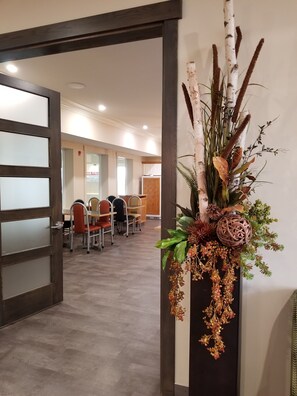 Desayuno de autoservicio incluido todos los días