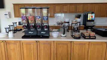 Free daily buffet breakfast