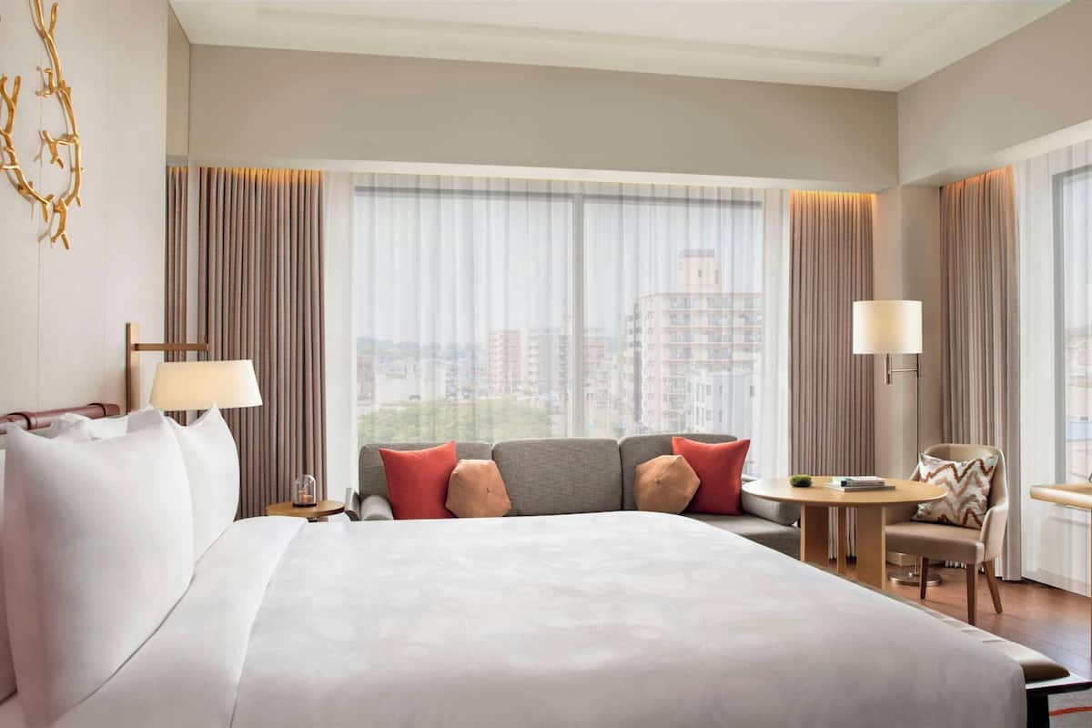 Suite Junior, 1 trĂšs grand lit | 1 chambre, minibar, coffre-fort, bureau