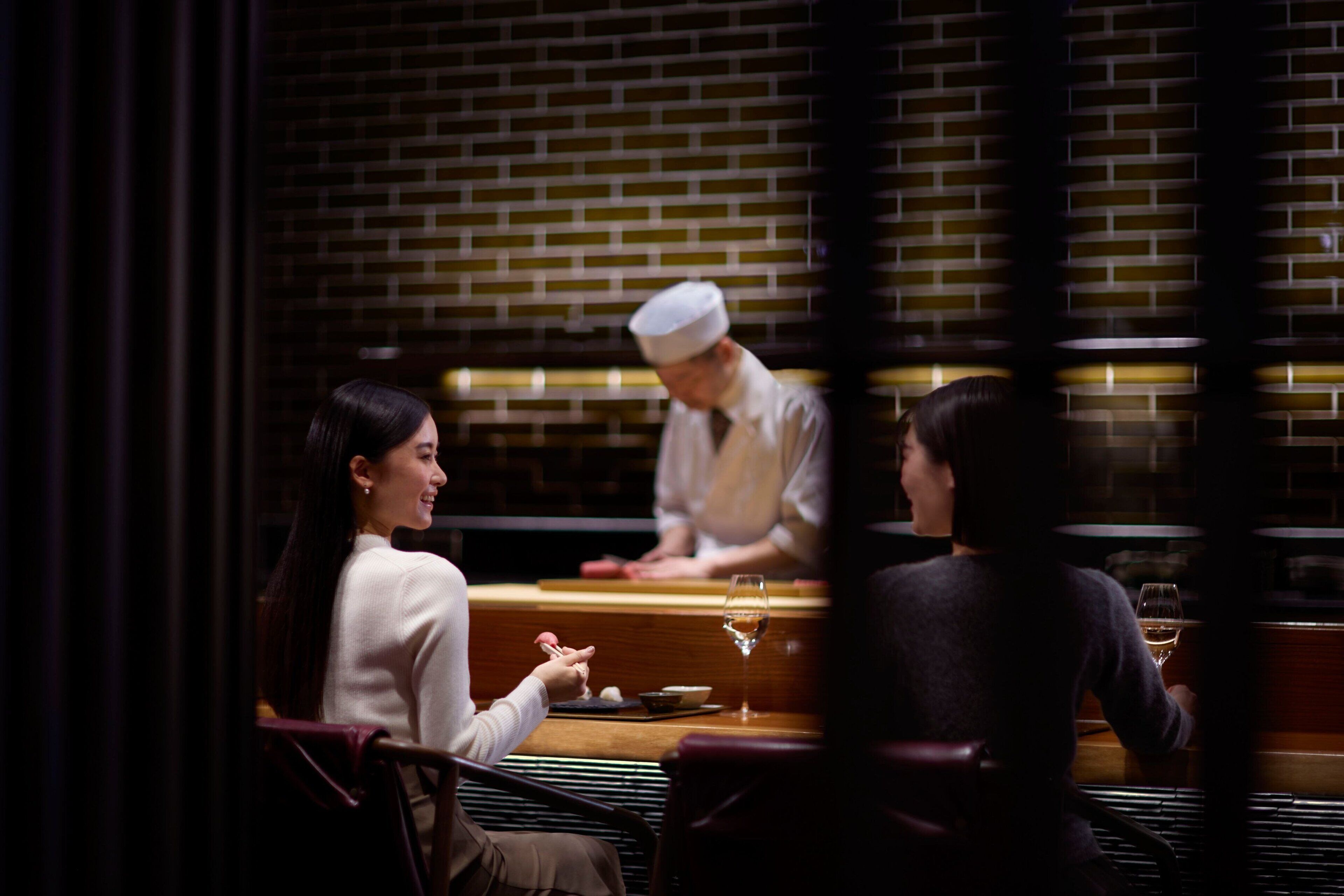 2 restaurants, breakfast, lunch, dinner served; japanese cuisine