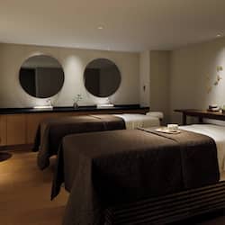 Couples treatment rooms, sauna, steam room, body treatments